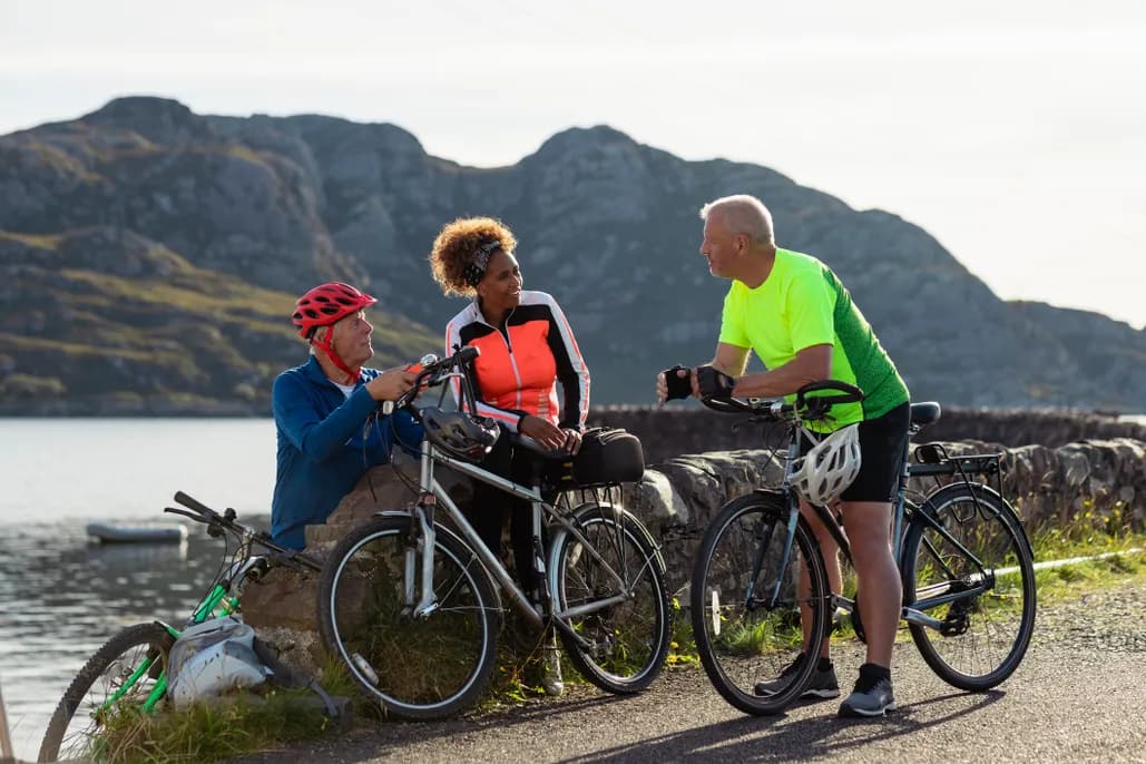 Biking vs. Strolling: Selecting Your Ideal Exercise